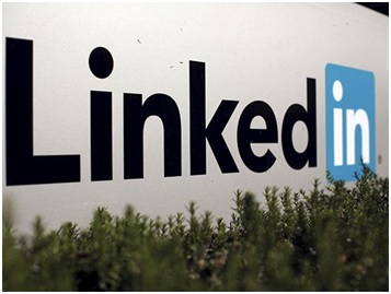 How to contact a recruiter on LinkedIn